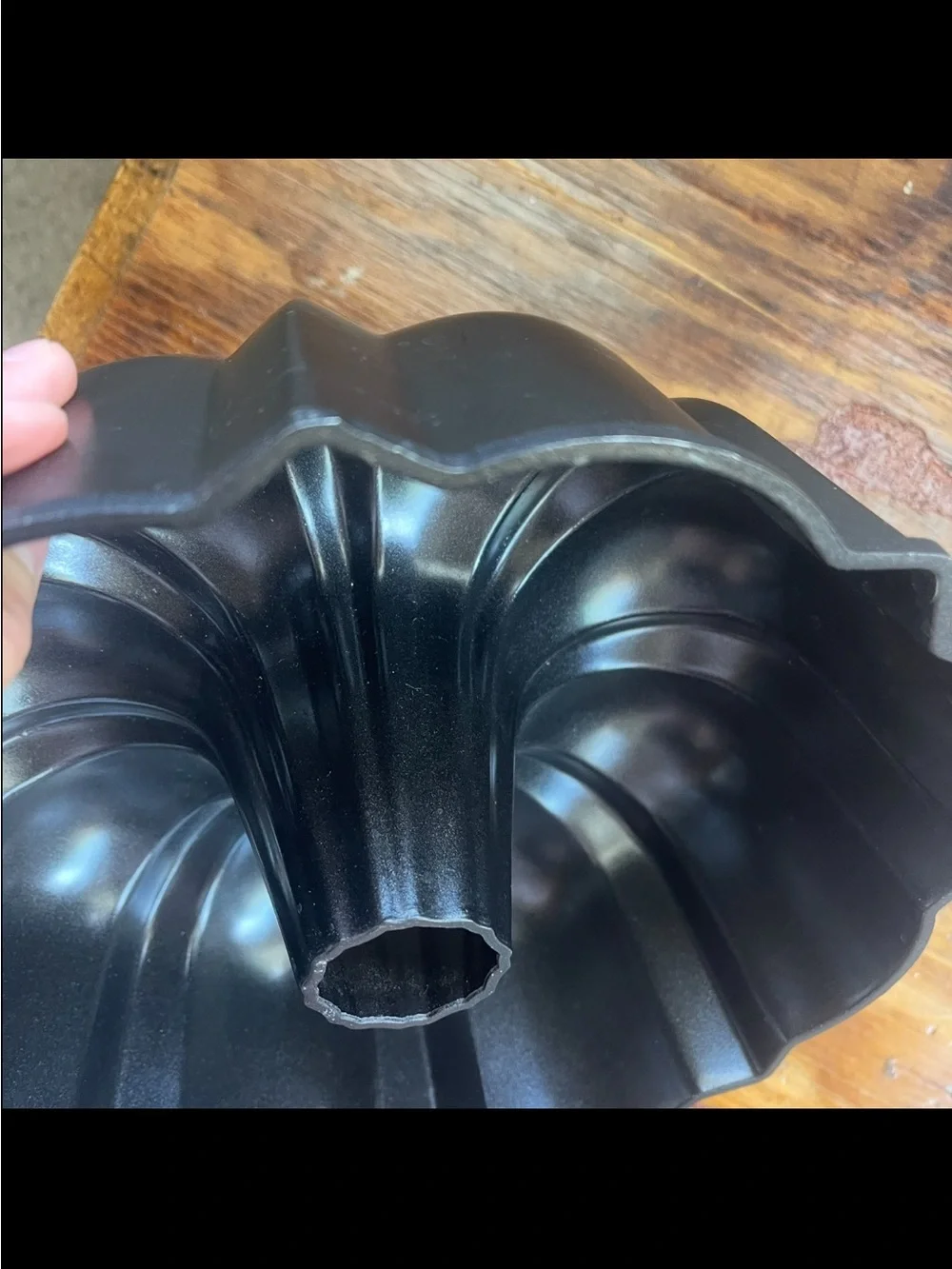 Nordic Ware Black Bundt Pan Bundi Pan 12 Cup Capacity